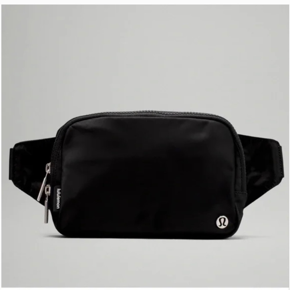 Lululemon Large everywhere belt bag black
